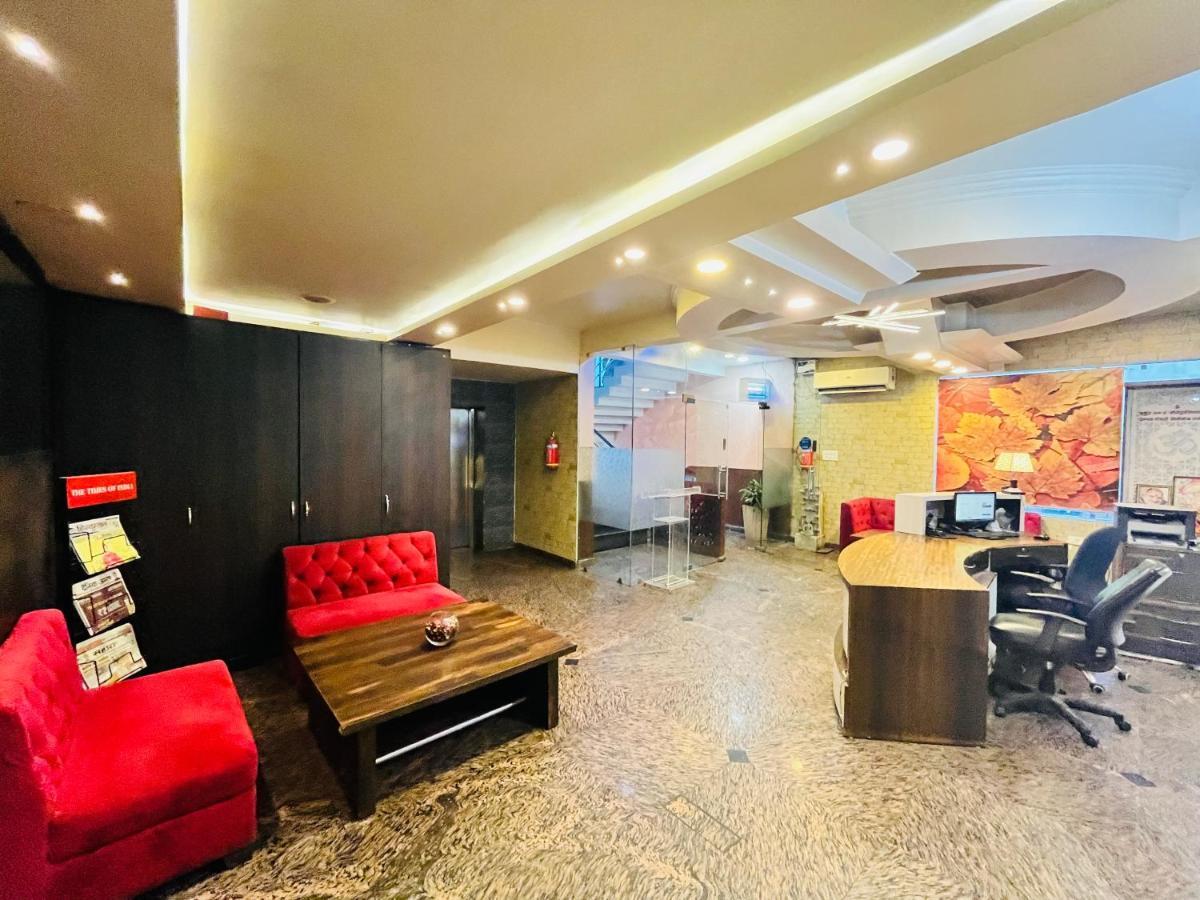 Hotel The Leaf - Gomti Nagar Лакхнау Экстерьер фото